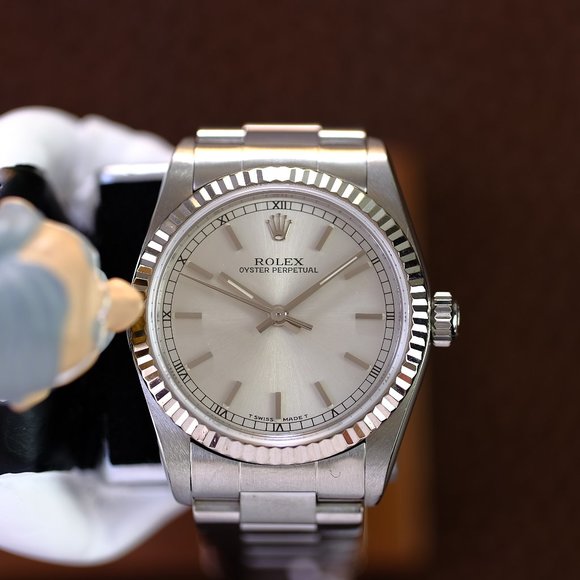 Rolex Oyster Perpetual 31mm Mint Condition Watch - Picture 4 of 10